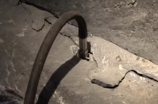 無聲的破壞力！靜態(tài)爆破技術(shù)：水壓脹裂花崗巖全紀(jì)錄